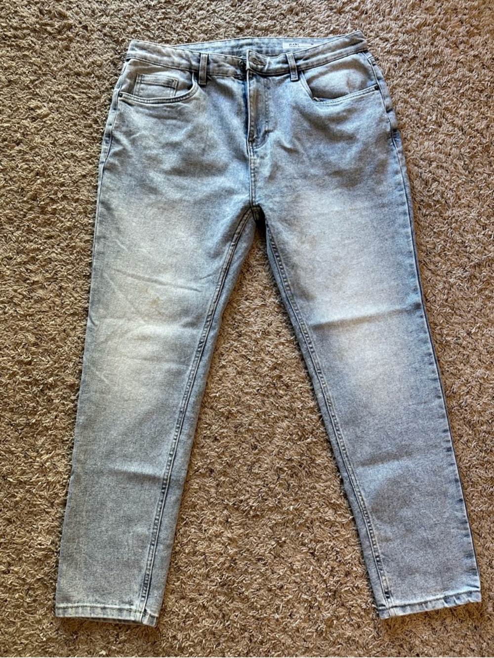 Zudio Relaxed Straight Fit Men's Light Blue Denim Jeans 5-Pocket Button Zip